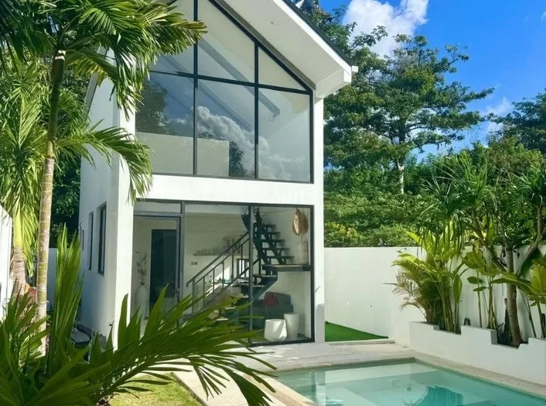 Villa mit 2 Schlafzimmern 731 m² Pecatu, Indonesien