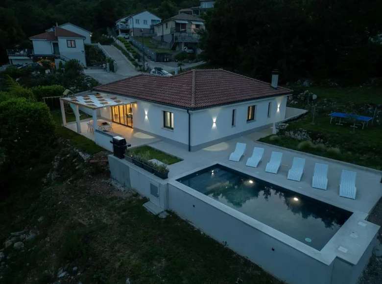 Casa 3 habitaciones 156 m² Grad Opatija, Croacia