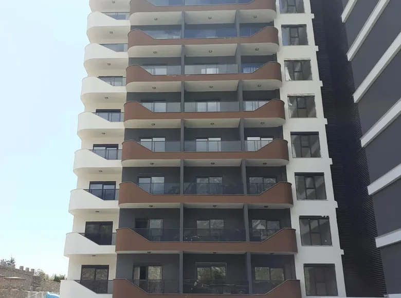 Квартира 1 комната  Махмутлар, Турция