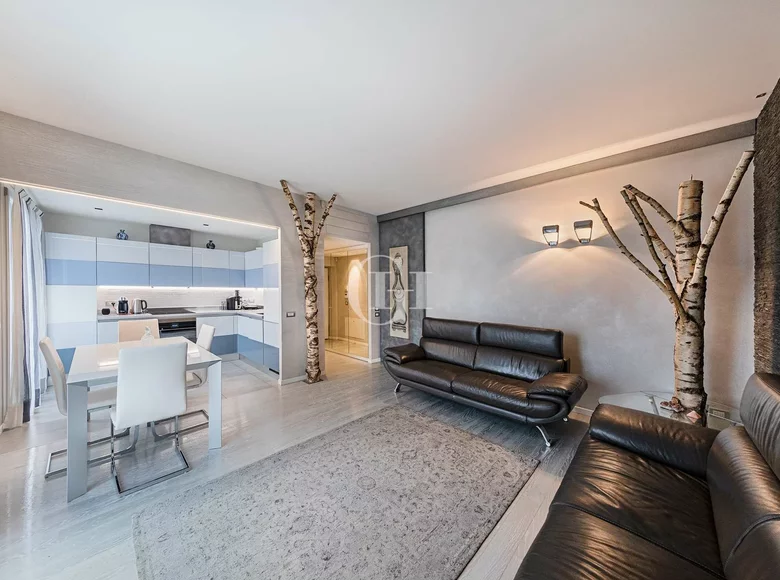 Mieszkanie 3 pokoi 90 m² Desenzano del Garda, Włochy