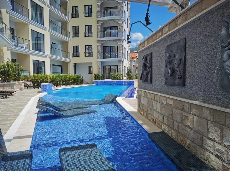 Apartamento 3 habitaciones 95 m² Becici, Montenegro