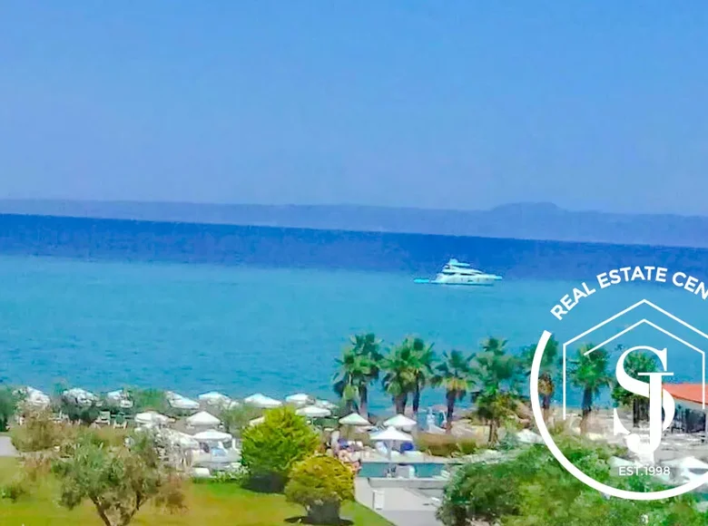 2 bedroom apartment 72 m² Pefkochori, Greece