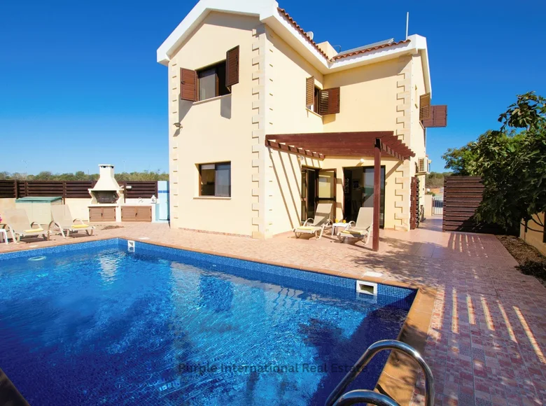 3-Schlafzimmer-Villa 120 m² Agia Napa, Zypern