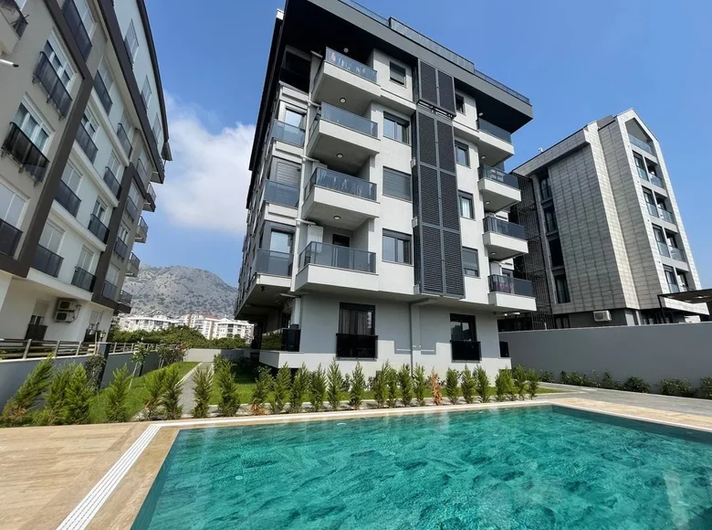 4 bedroom apartment 40 m² Mediterranean Region, Turkey