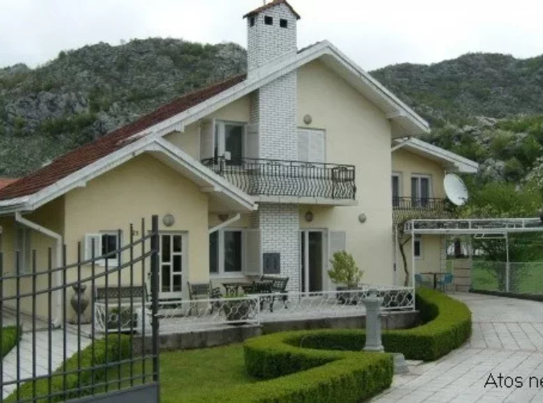 Maison 11 chambres 250 m² Podgorica, Monténégro
