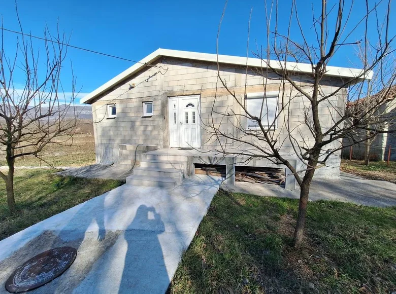 2 bedroom house 140 m² Danilovgrad Municipality, Montenegro