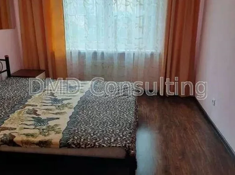 Wohnung 2 Zimmer 57 m² Jahotyn, Ukraine