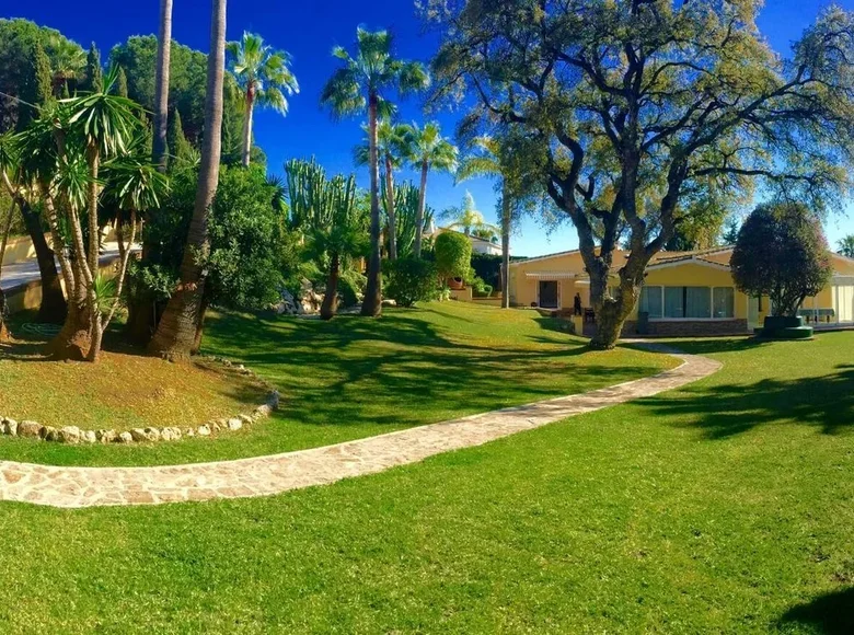 Maison 6 chambres 690 m² Artola, Espagne