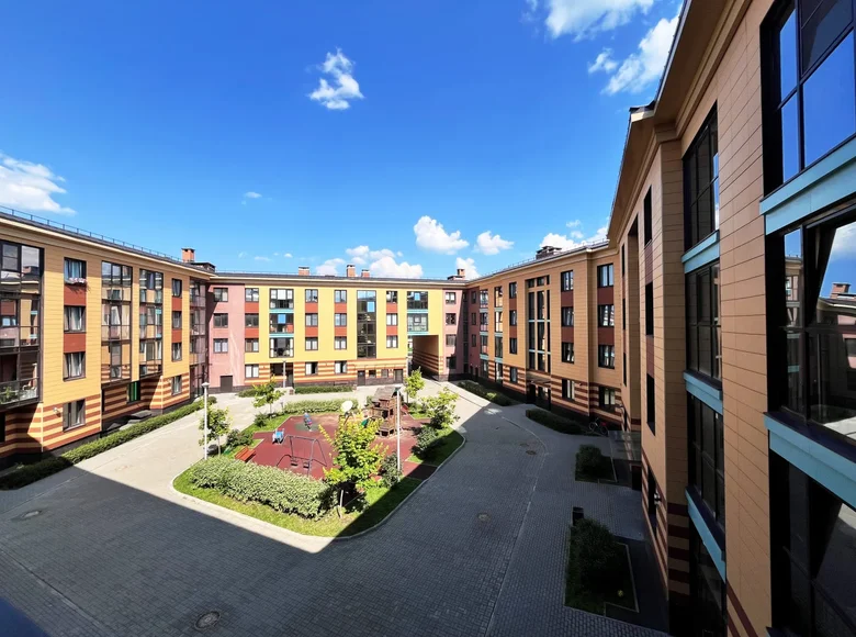 Appartement 2 chambres 77 m² Shushary, Russie