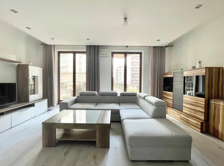 Apartamento 3 habitaciones 70 m² en Varsovia, Polonia
