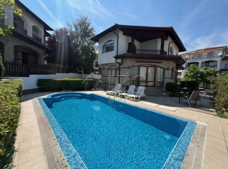 2 bedroom house 146 m² Aheloy, Bulgaria