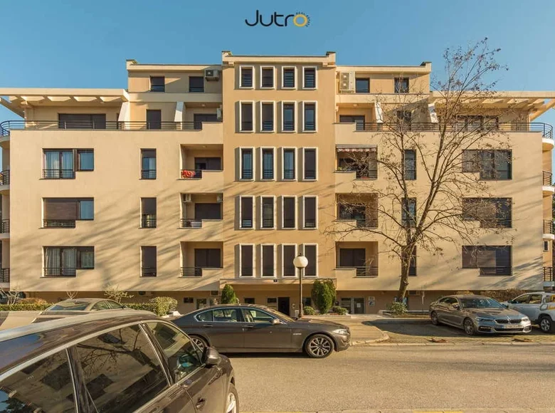 4 bedroom apartment 190 m² Podgorica, Montenegro