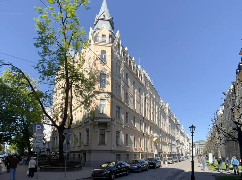 4 bedroom apartment 163 m² Riga, Latvia