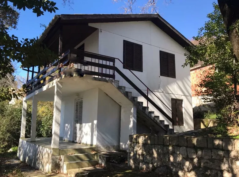Villa 100 m² Kruce, Montenegro