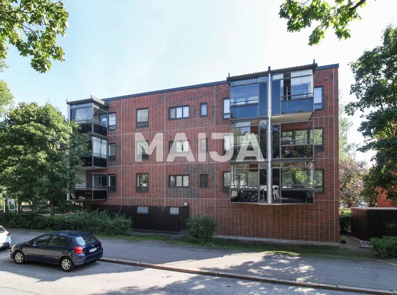 2 bedroom apartment 74 m² Helsinki sub-region, Finland