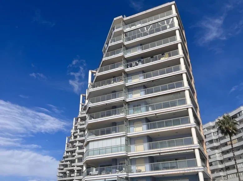 Wohnung 3 Schlafzimmer 316 m² Calp, Spanien