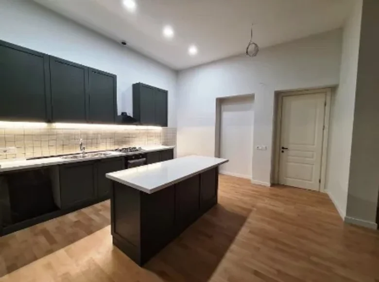 Apartamento 3 habitaciones 106 m² Tiflis, Georgia