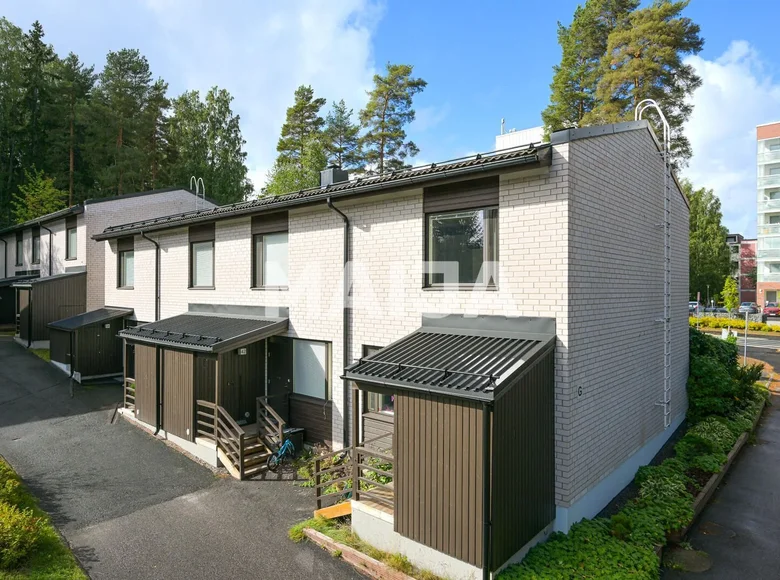 Mieszkanie 3 pokoi 85 m² Helsinki sub-region, Finlandia