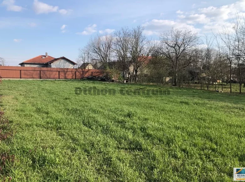 Land 800 m² Rackeve, Hungary