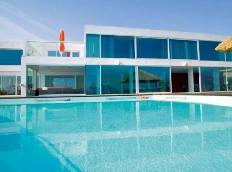 Villa 10 rooms 700 m² l Alfas del Pi, Spain