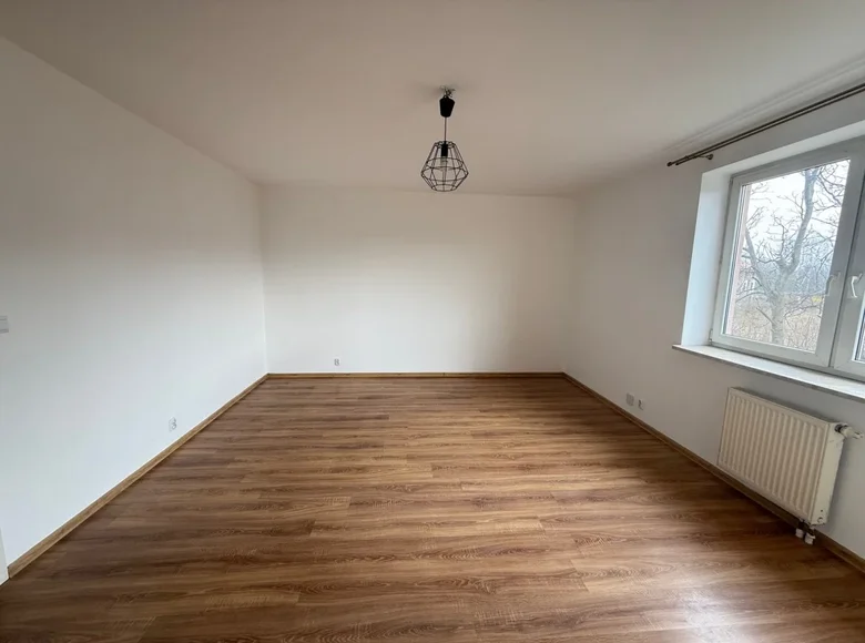Mieszkanie 1 pokój 40 m² Warszawa, Polska