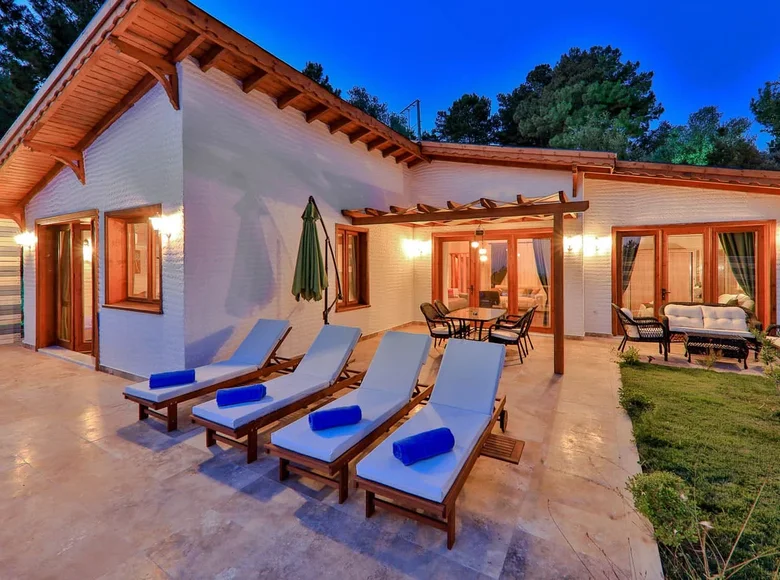 villa de 3 chambres 180 m² Kalkan, Turquie