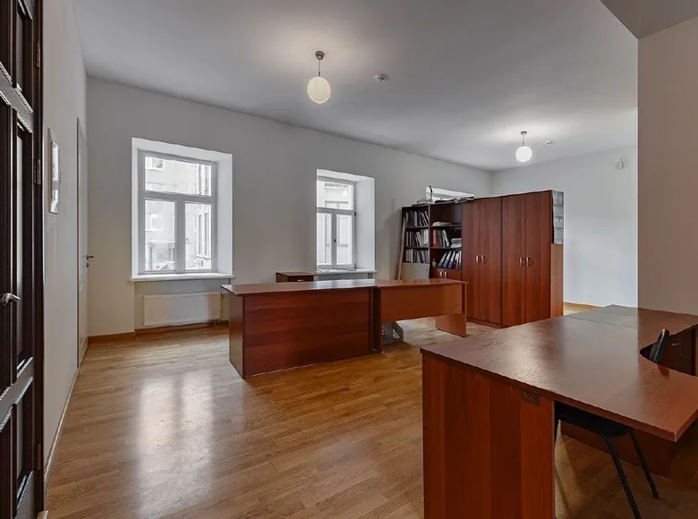 Pomieszczenie biurowe 2 468 m² Central Administrative Okrug, Rosja