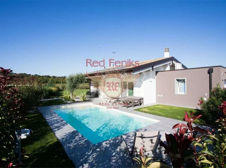 3 bedroom villa 140 m² Desenzano del Garda, Italy