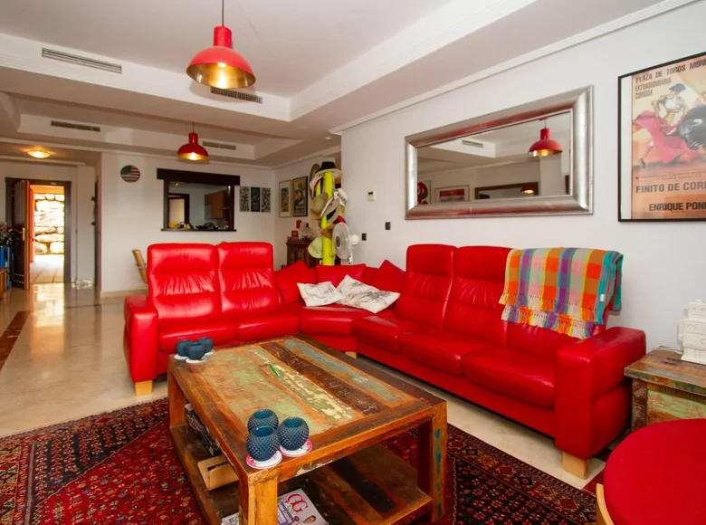 Wohnung 2 Schlafzimmer 116 m² Ojen, Spanien