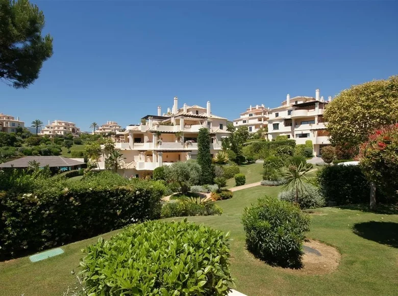 Mieszkanie 4 pokoi  Malaga, Hiszpania