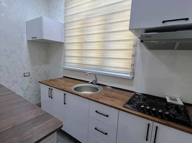 Квартира 1 комната 35 м² Бешкурган, Узбекистан