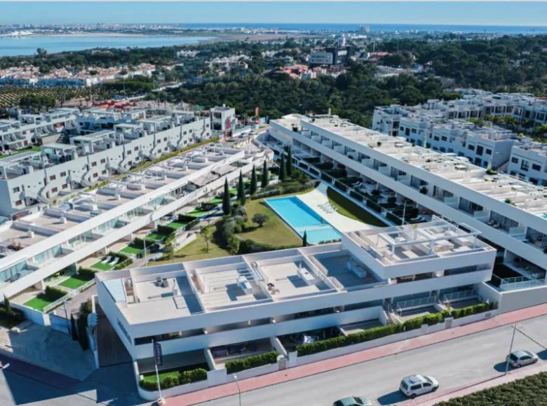 Bungalow z 2 sypialniami 90 m² Torrevieja, Hiszpania