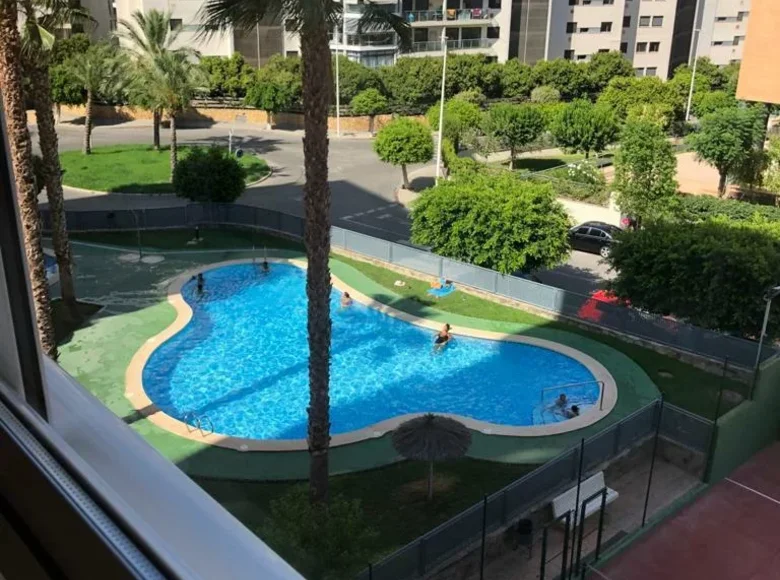 2 bedroom apartment 95 m² Finestrat, Spain