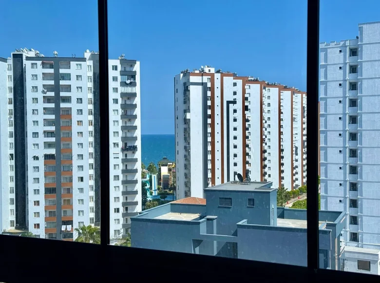2 bedroom apartment 115 m² Mezitli, Turkey