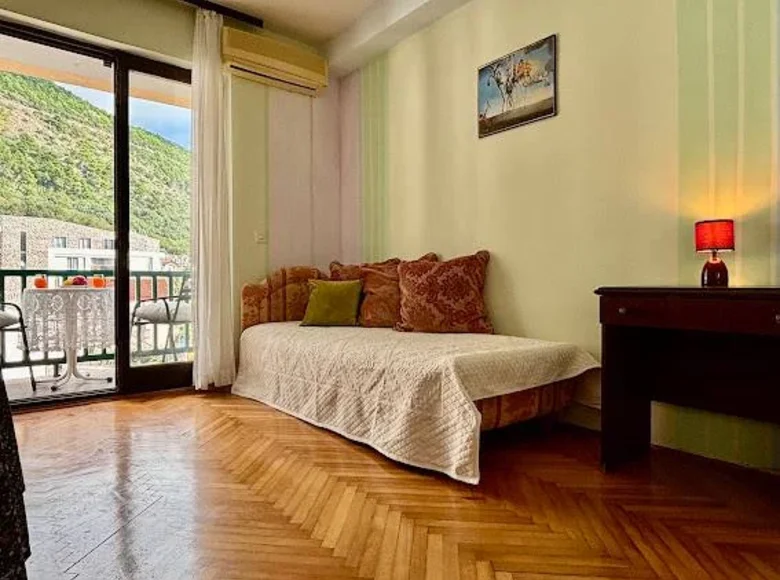 Mieszkanie 2 pokoi 43 m² Budva, Czarnogóra