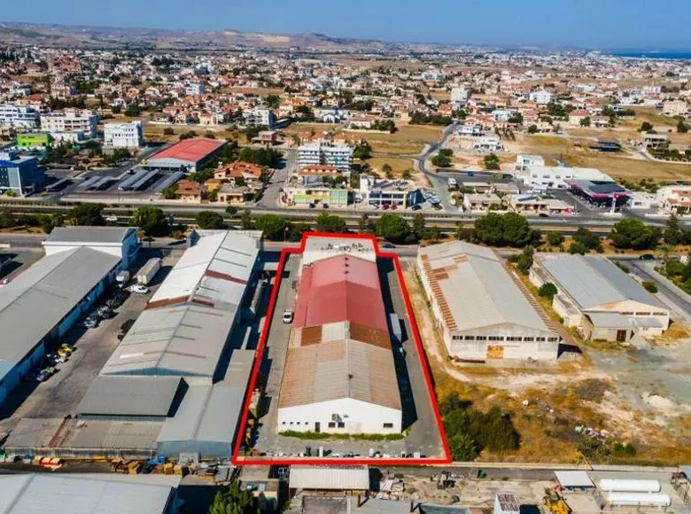 Magazyn 2 300 m² Larnaka, Cyprus