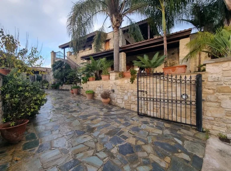 3 bedroom house 160 m² Choulou, Cyprus