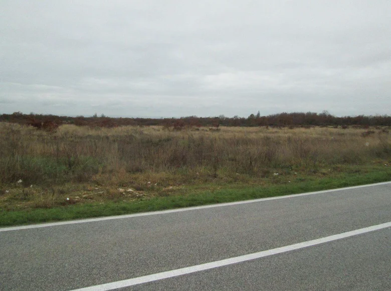 Land  Istria, Romania
