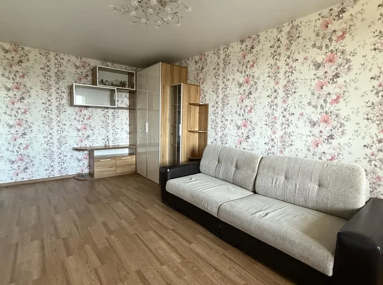 Mieszkanie 3 pokoi 63 m² Mińsk, Białoruś
