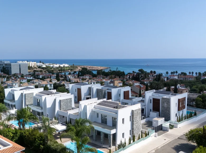 5 bedroom villa 441 m² Paralimni, Cyprus
