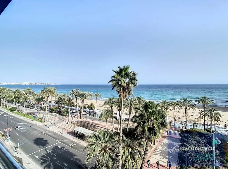 Apartment 172 m² Alicante, Spain