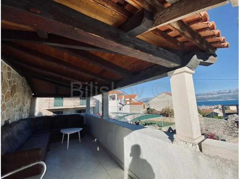 4 room house 212 m² Supetar, Croatia