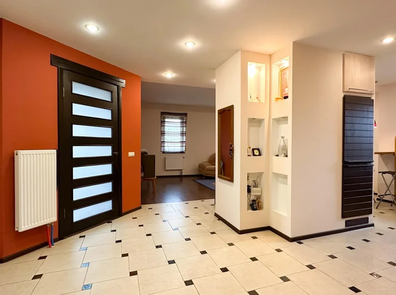 Casa de campo 226 m² Akciabrski, Belarús