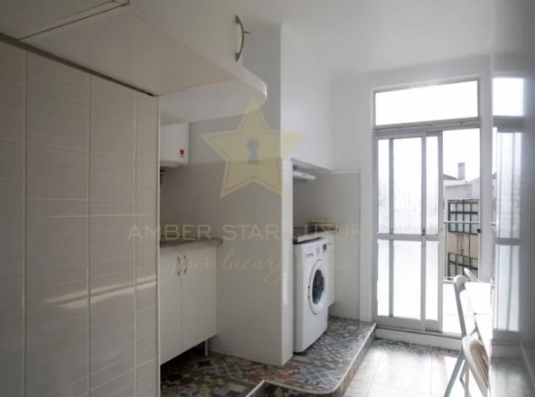 Wohnung 7 zimmer 104 m² Lissabon, Portugal