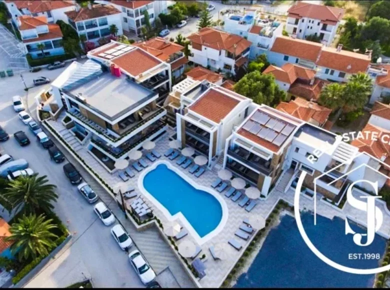 Hotel 1 485 m² Pefkochori, Grecja