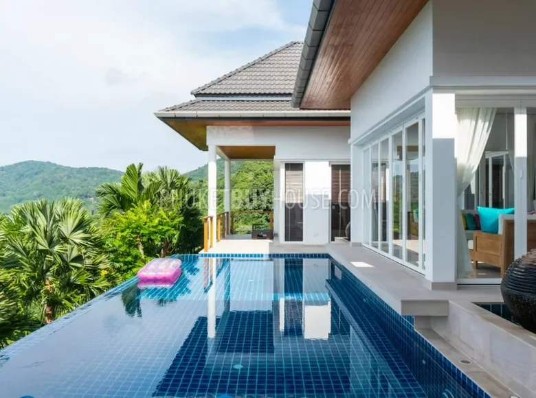 Villa 4 chambres 1 788 m² Ban Kata, Thaïlande