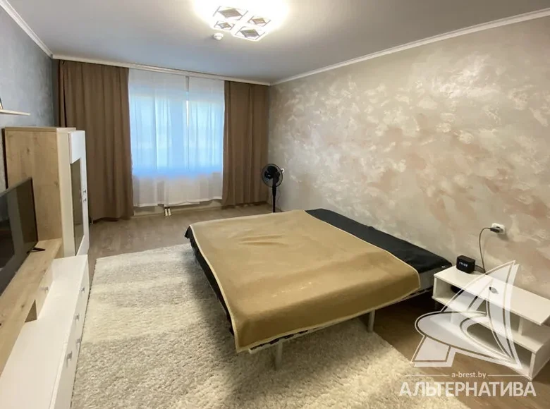 Квартира 1 комната 42 м² Брест, Беларусь