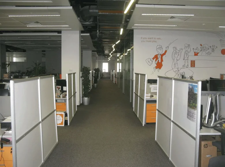 Office 2 011 m² in Moscow, Russia