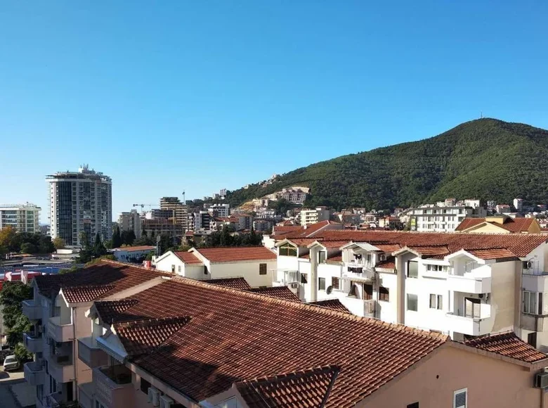 Mieszkanie 2 pokoi 85 m² Budva, Czarnogóra