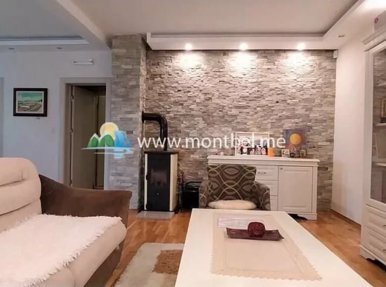 Casa 3 habitaciones 168 m² Municipio de Budva, Montenegro